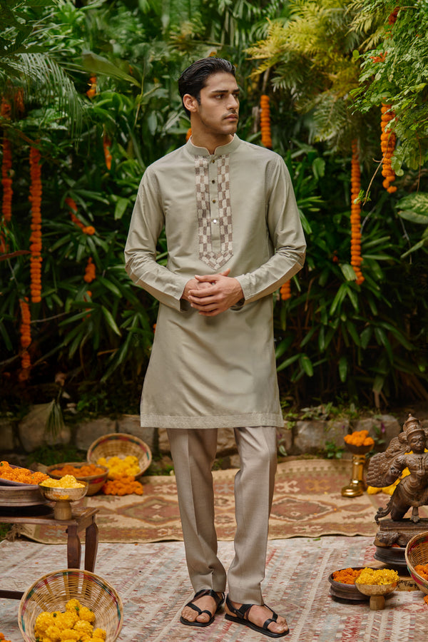 Aabha Set